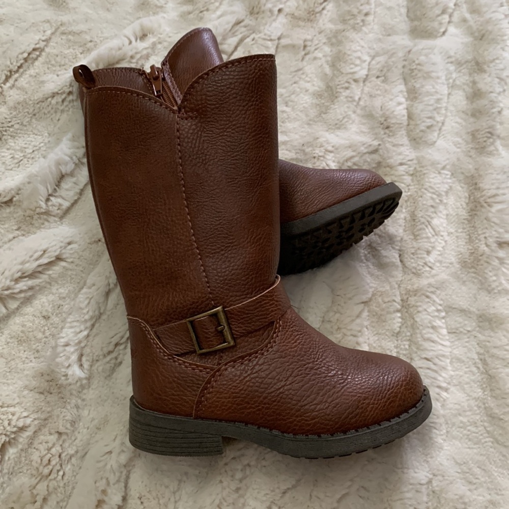 Fall tall boots - Picture 2 of 4